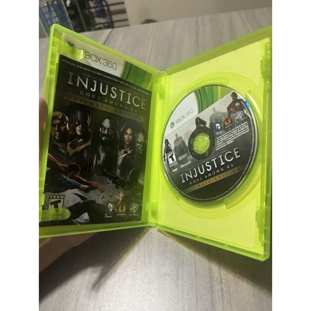Injustice: Gods Among Us -- Ultimate Edition (Xbox 360, 2013) Complete w/ Manual